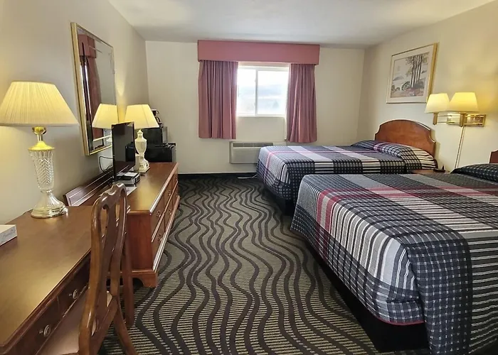 The Falls Motel - 2 Mi To " Watkins Glen State Park, Wineries " And 4 Mi To Watkins Glen International Track " The Glen "