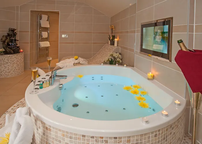 Windermere Boutique Hotel Spa Suites & Hot Tubs
