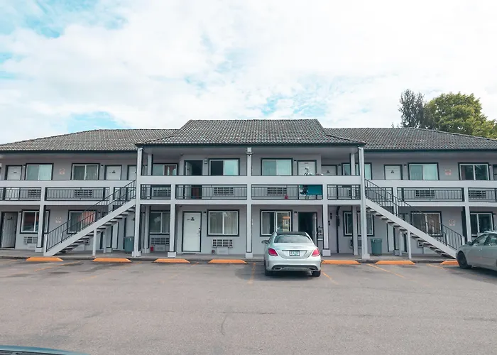 Sumner Motor Inn