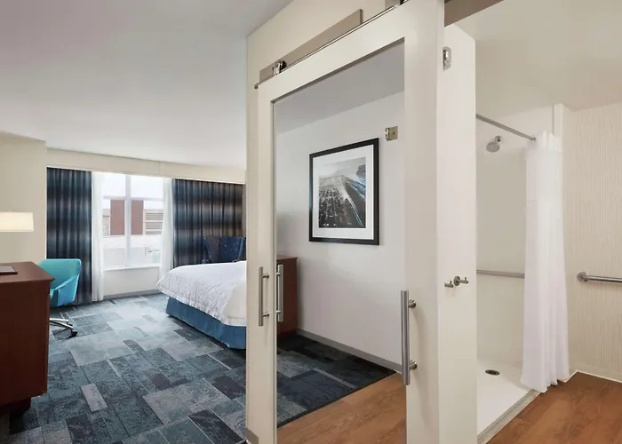 Hampton Inn & Suites Rosemont Chicago O'Hare