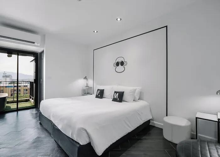 Blu Monkey Hub And Hotel Phuket Town