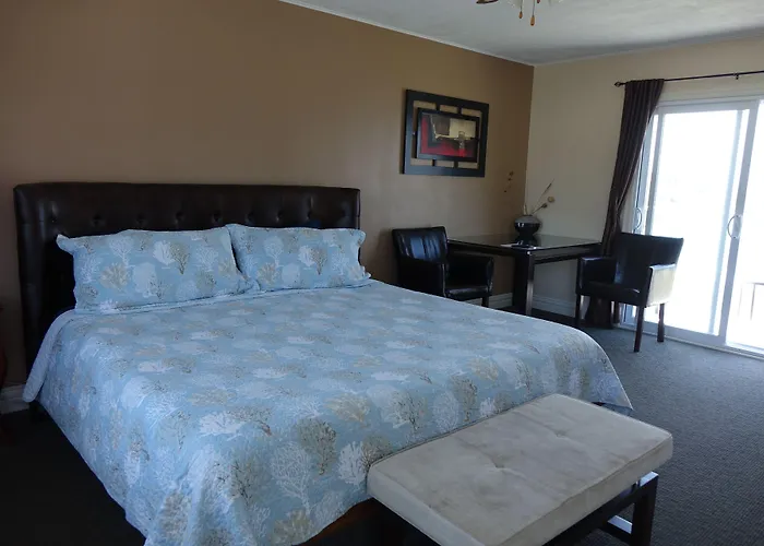 Clifty Cove Motel