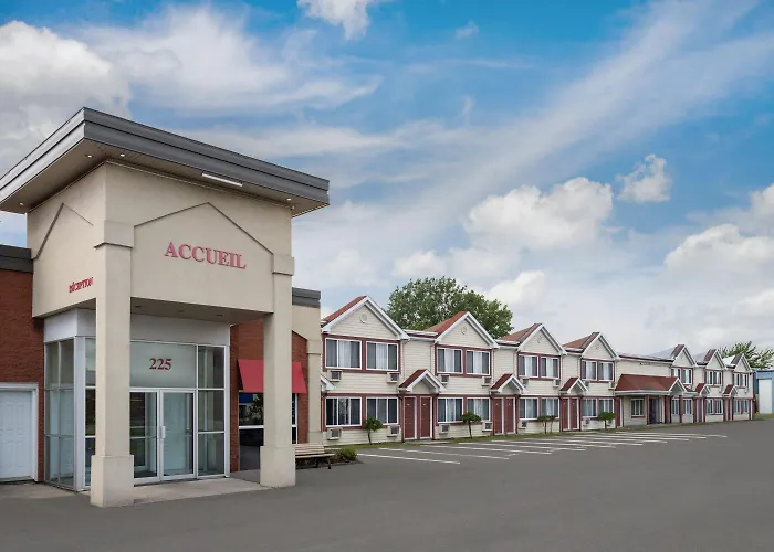 Travelodge By Wyndham Drummondville