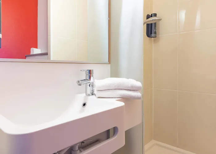 B&B Hotel Saint Malo Sud