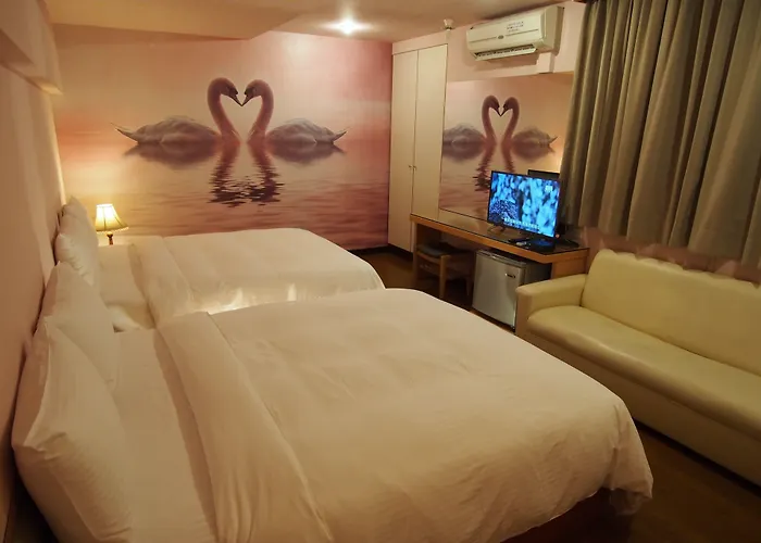 Day Chen Hotel