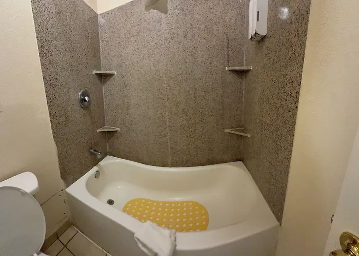 Denver City Motel