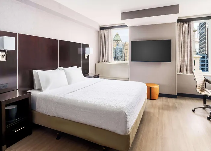 Hampton Inn Times Square Central