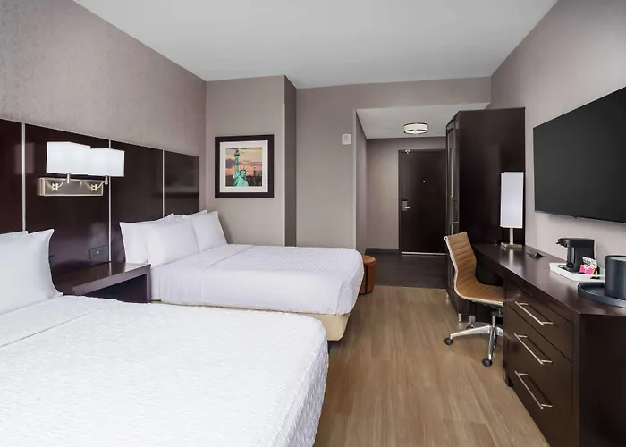 Hampton Inn Times Square Central