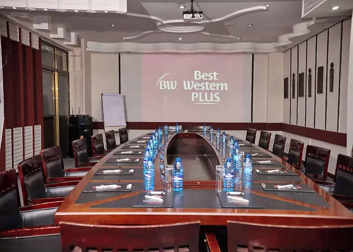 Best Western Plus Paramount Hotel