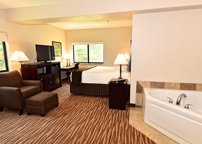 Cobblestone Inn & Suites - Clarion