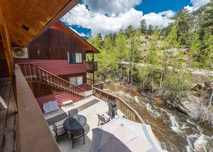 Ponderosa Lodge