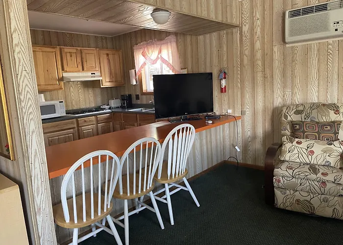 Saddle & Surrey Motel