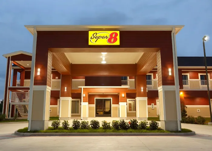 Super 8 By Wyndham Carrizo Springs