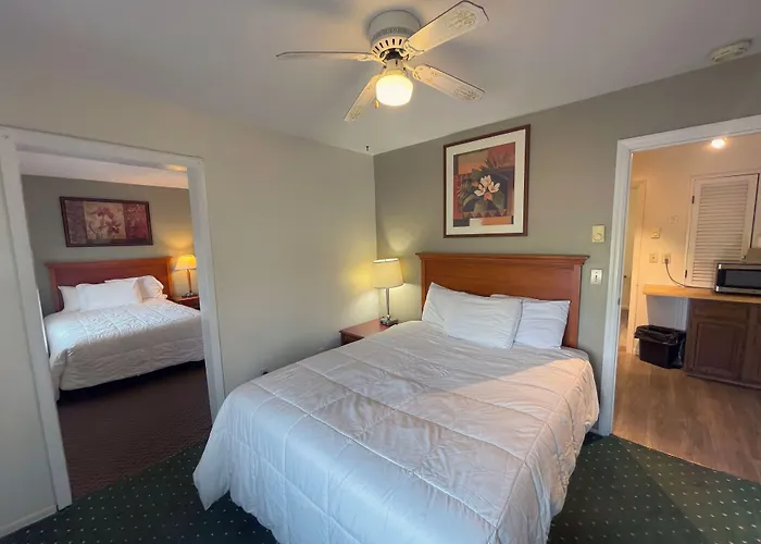 Plantation Motel