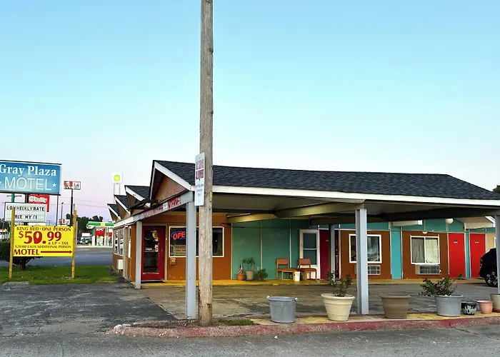 Gray Plaza Motel Benton Rend Lake I-57