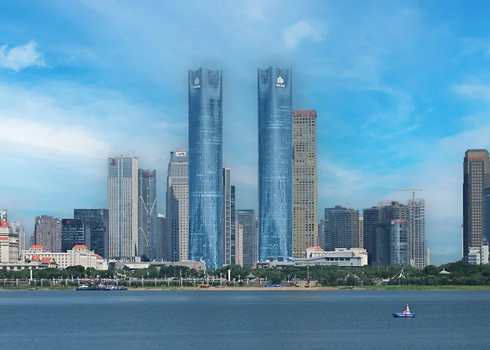 Shangri-La Nanchang丨adjacent To Pavilion Prince Teng Prime River View