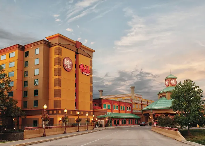 Isle Of Capri Casino Hotel Boonville & Casino - A Caesars Rewards Destination