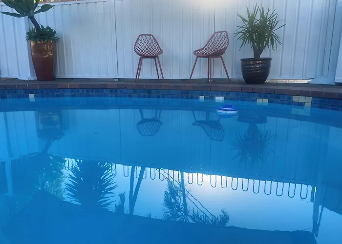 Beachmere Palms Motel
