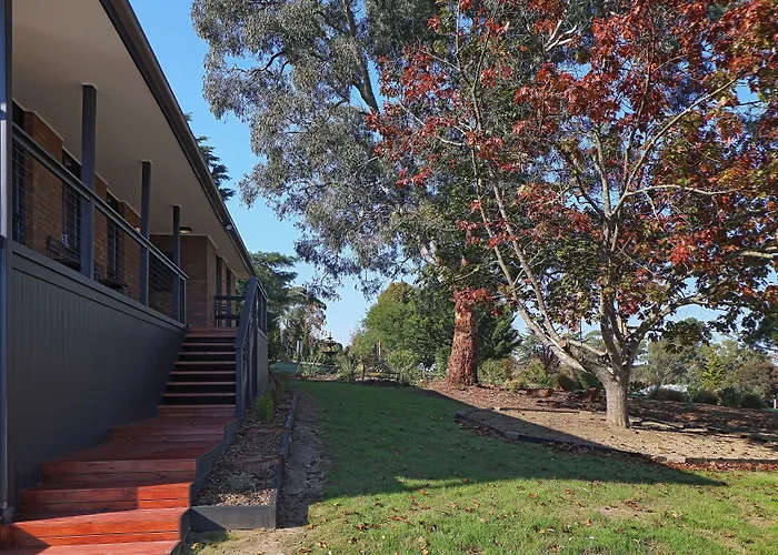 Yarra Gables