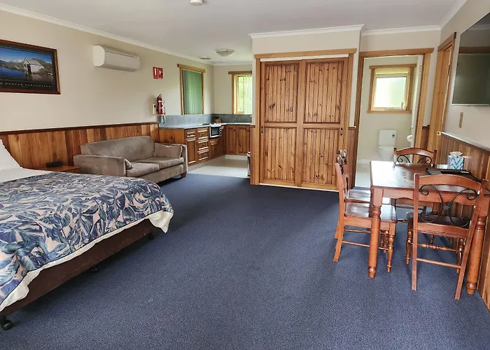 Kentish Hills Retreat