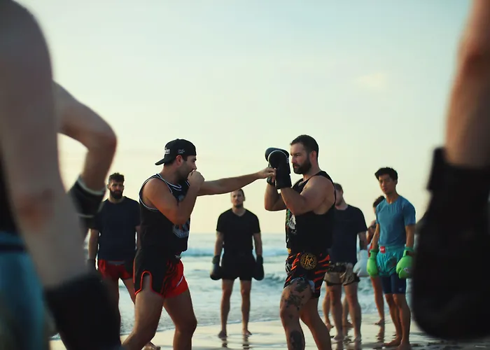 Jungles Edge Hotel, Jiu Jitsu, Muay Thai Retreat Center
