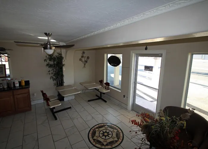 Executive Inn Snyder