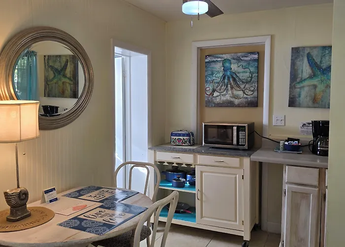 Oceanfront Sea Scape Motel