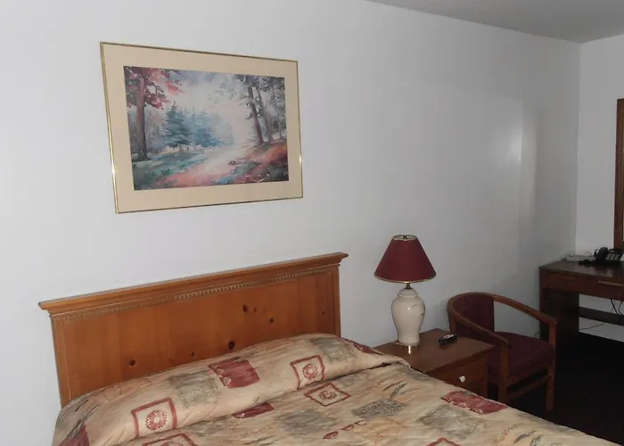 Maples Motel