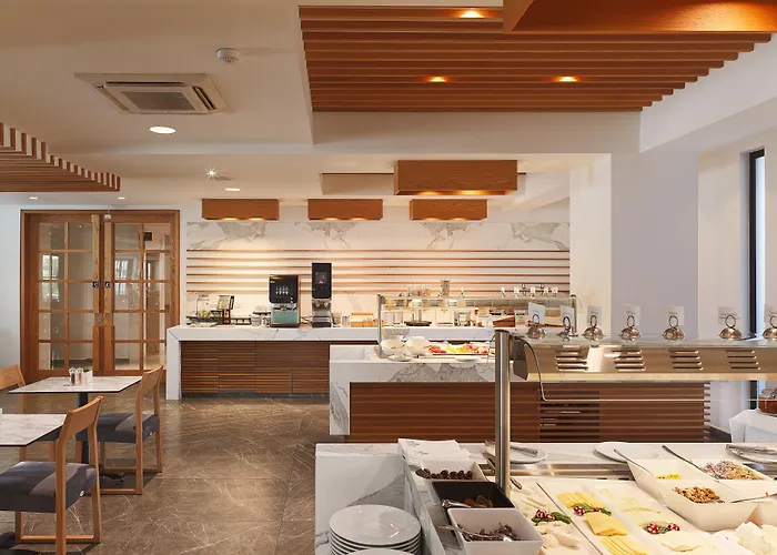 Pefkos City Hotel