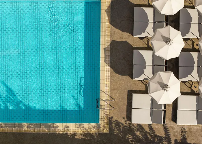 Pefkos City Hotel