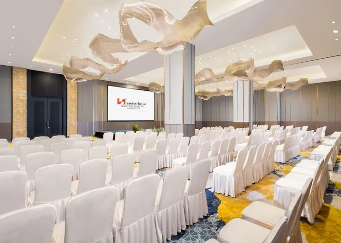 Swiss-Belinn Manyar