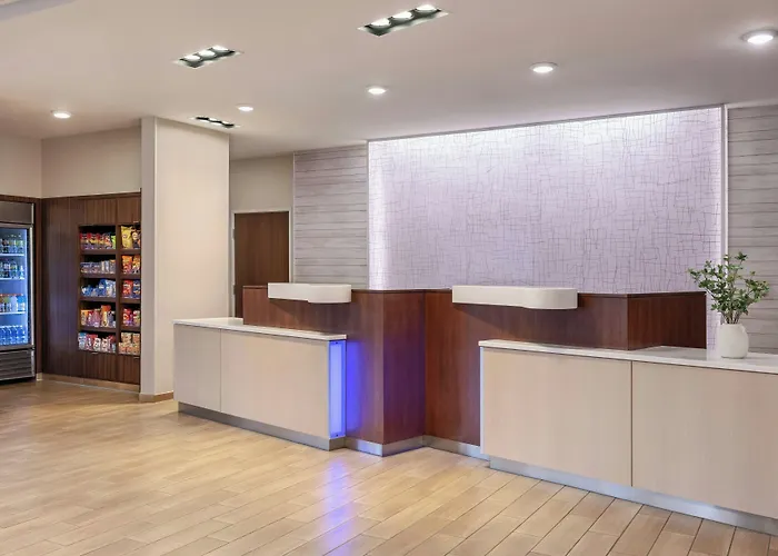 Fairfield Inn & Suites By Marriott St. Paul Northeast