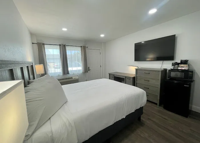 Budget Inn