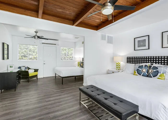 The Three Fifty Hotel (Adults Only)