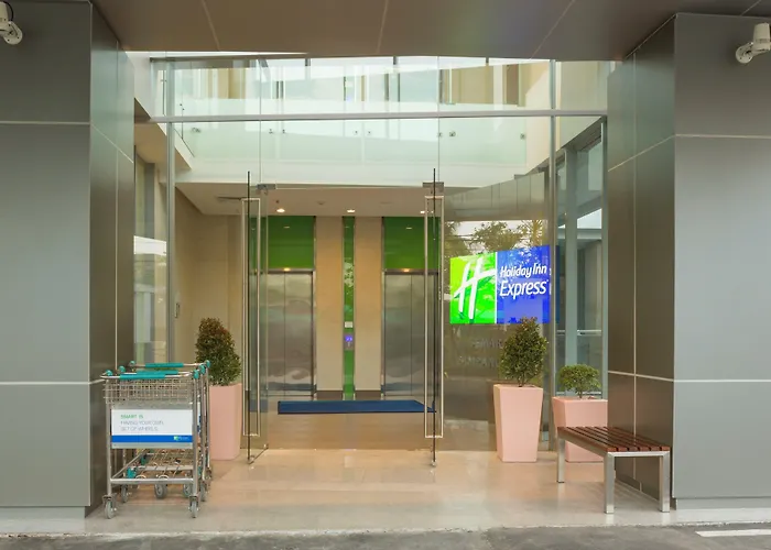 Holiday Inn Express Semarang Simpang Lima By Ihg