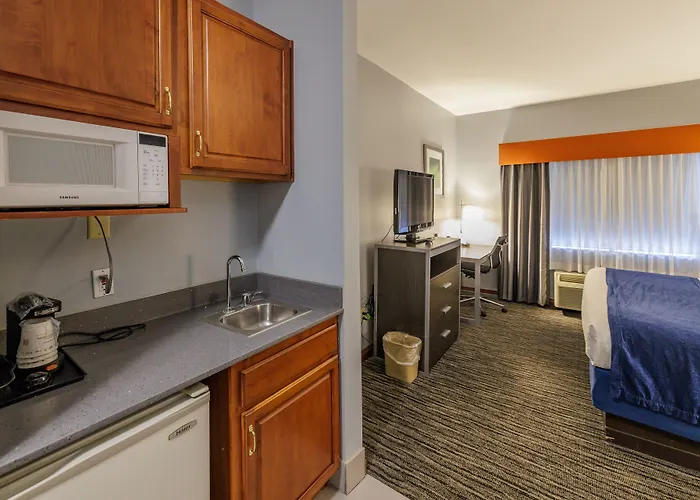 Best Western Elkhart Inn & Suites