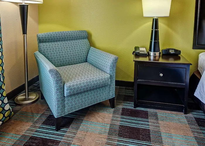 Hampton Inn & Suites Clarksville