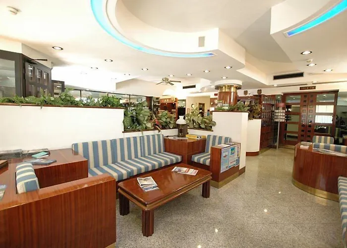 Hotel Crystal