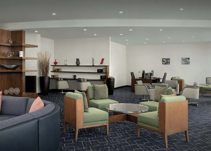 Courtyard By Marriott Salisbury