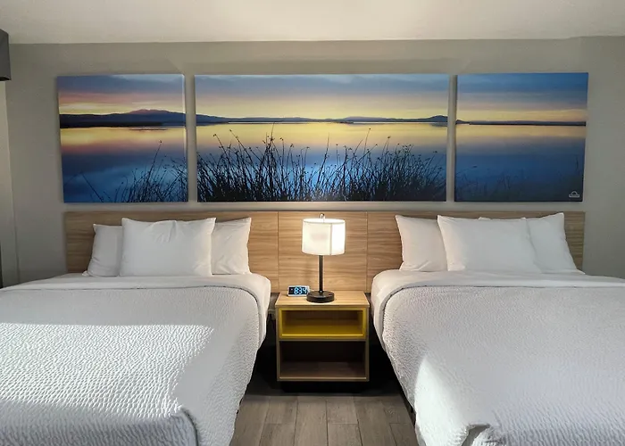 Days Inn By Wyndham Sulphur Springs