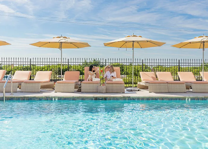 La Mer Beachfront Resort