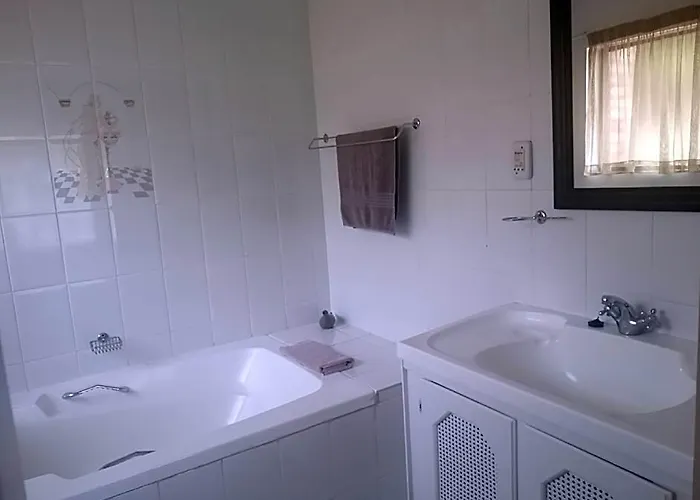 Eagles Nest Bed And Breakfast