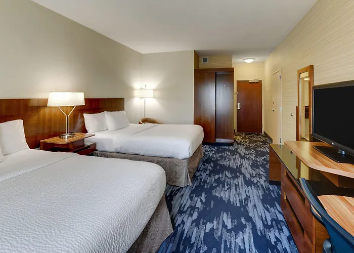 Fairfield Inn And Suites Hutchinson