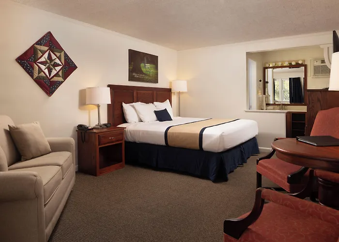 Travelers Rest Motel