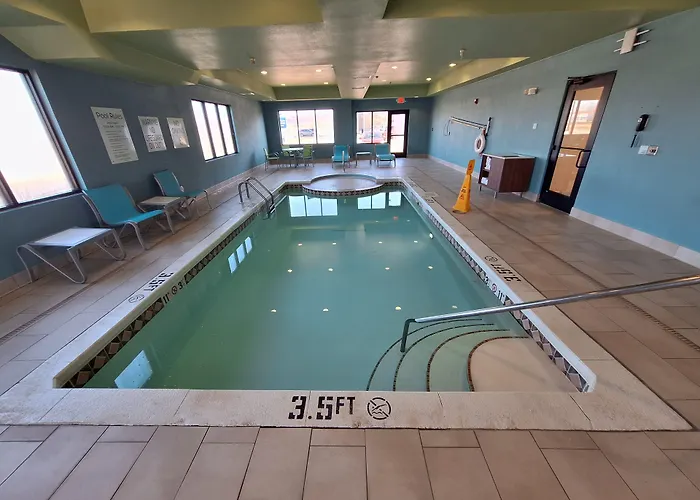 Junction City Inn & Suites