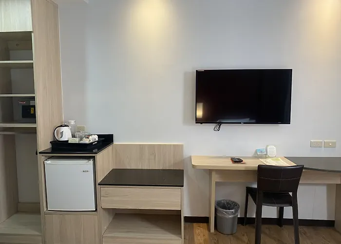 Circle Inn Hotel&Suites Bacolod