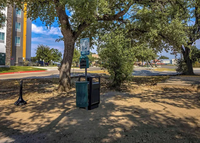 Motel 6-Cedar Park, Tx