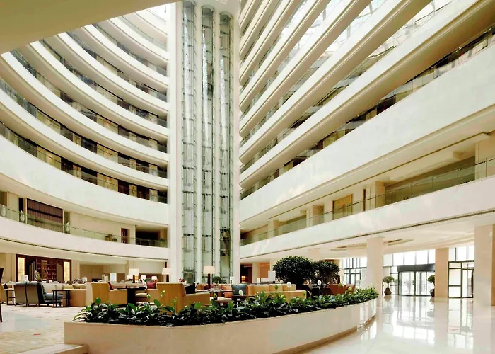 Renaissance Tianjin Lakeview Hotel