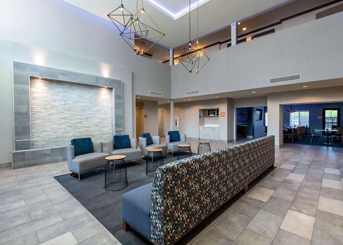 La Quinta By Wyndham Las Vegas Airport South