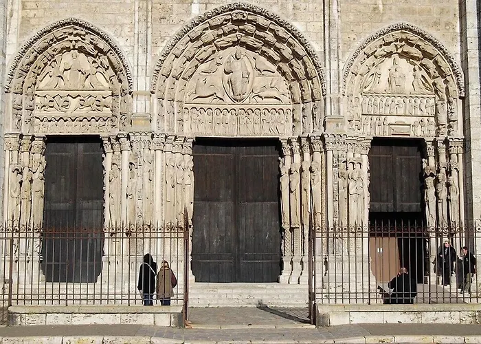Mercure Chartres Centre Cathedrale